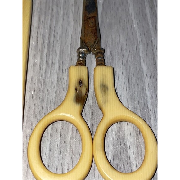 Vintage 1940s French Ivory Celluloid Vanity Dresser Set Lot Flawed. See Picture - Picture 9 of 16